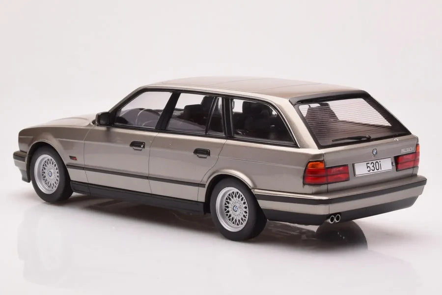 BMW 530i E34 Touring – Grey Metallic